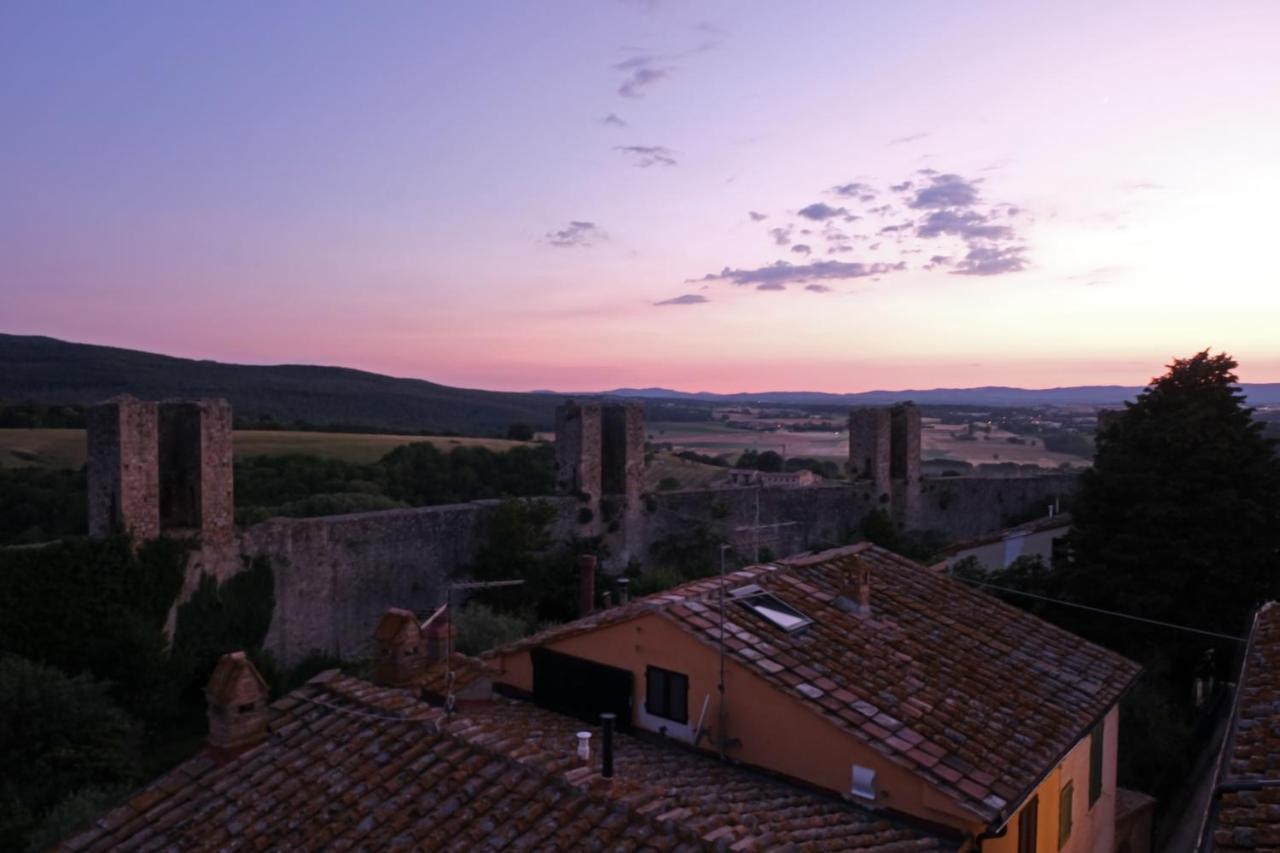 Rooms And Wine Al Castello Monteriggioni Ngoại thất bức ảnh