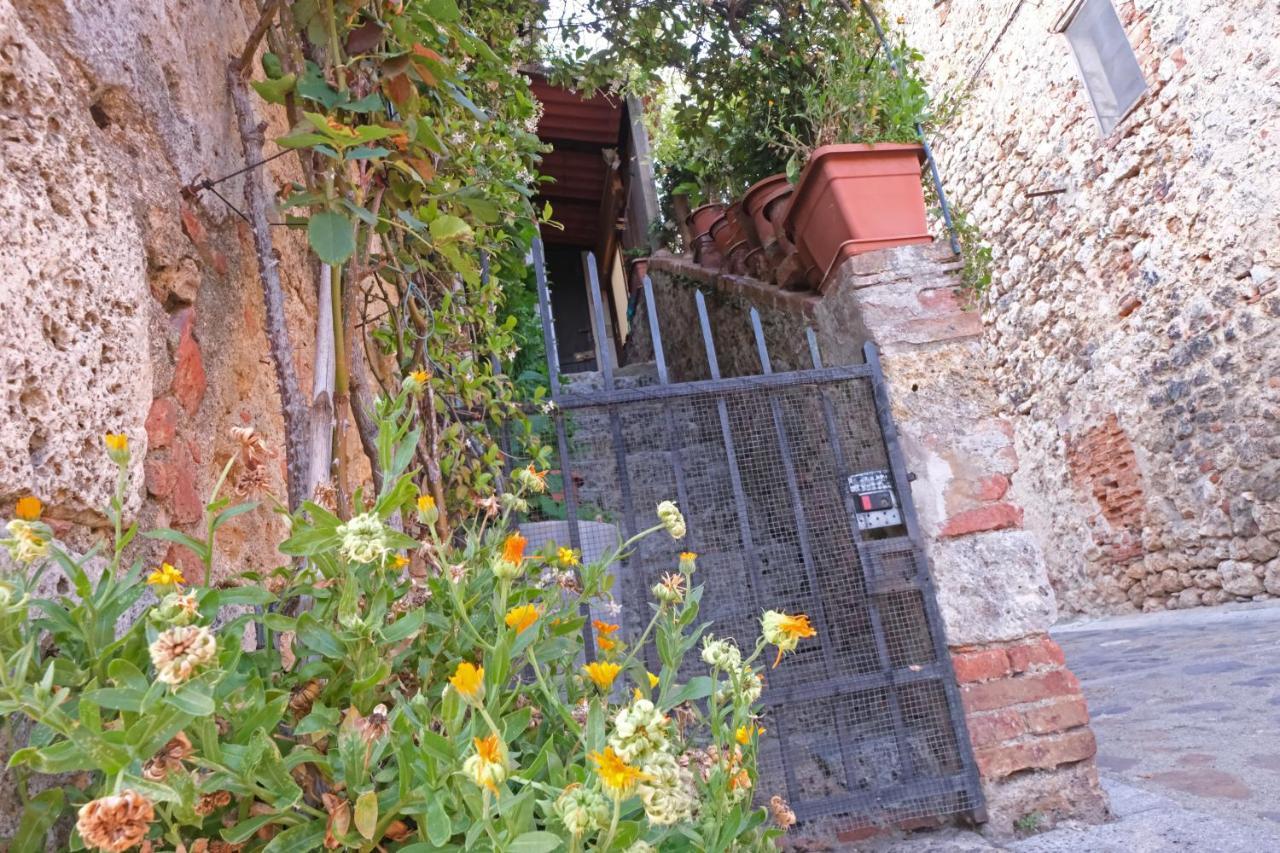 Rooms And Wine Al Castello Monteriggioni Ngoại thất bức ảnh