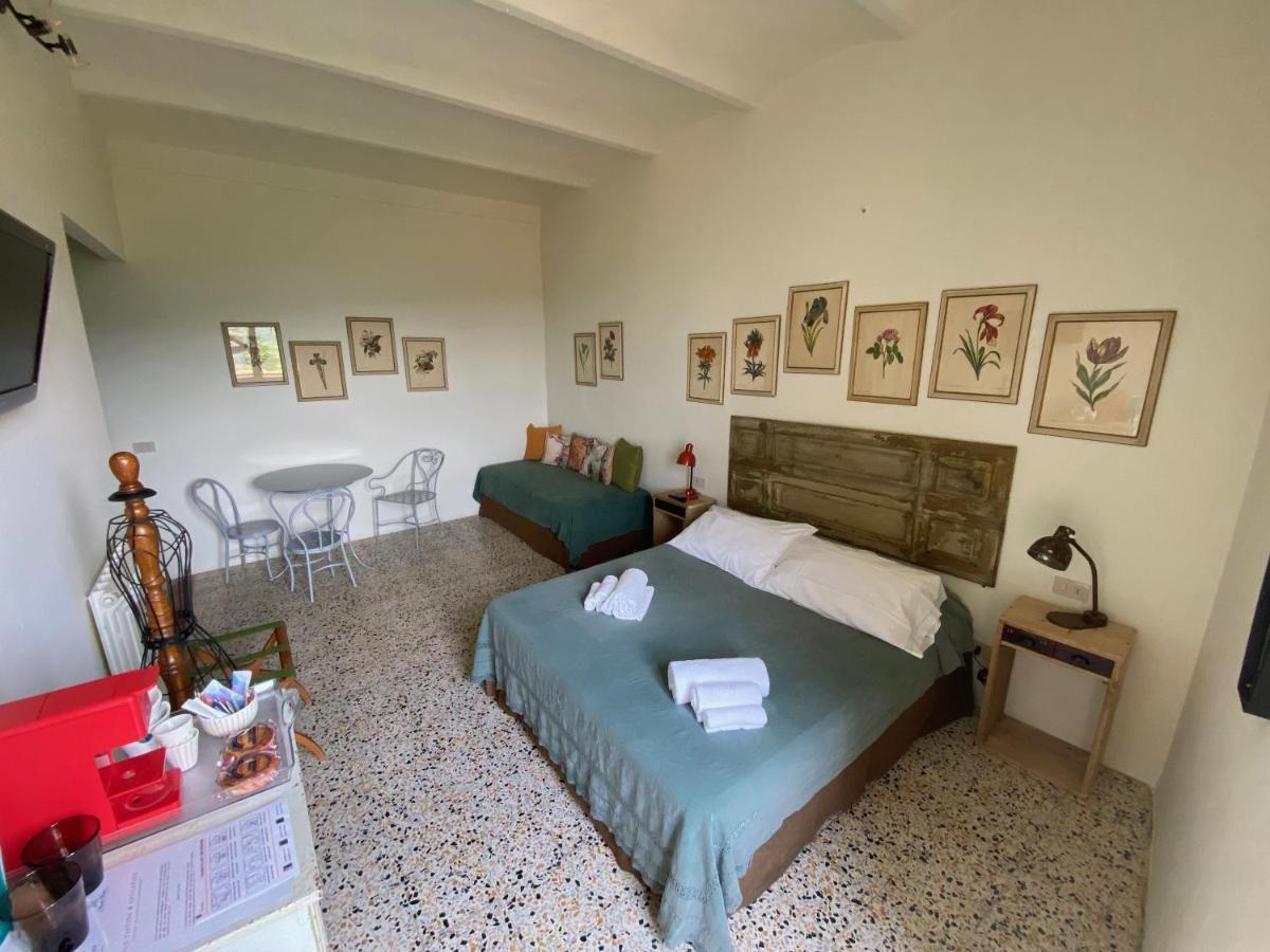 Rooms And Wine Al Castello Monteriggioni Ngoại thất bức ảnh
